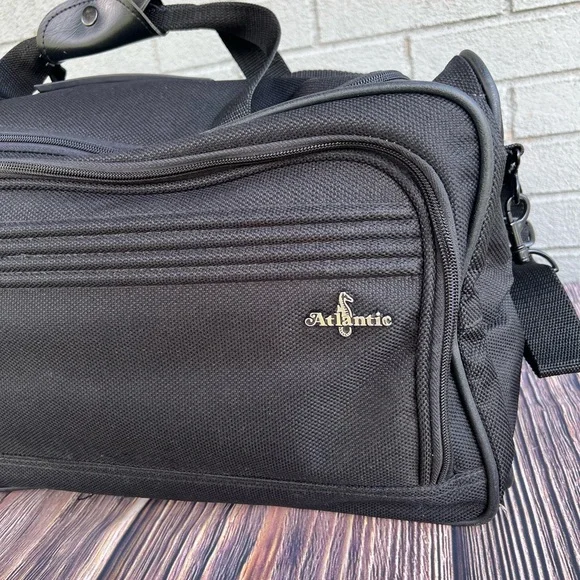 COPY - Atlantic Black Tote Duffel Bag Luggage - Picture 1 of 8